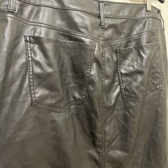 Terra & Sky Faux Leather Pencil Skirt Midi Black High Rise Slim Fit Size 20W - Picture 4 of 9